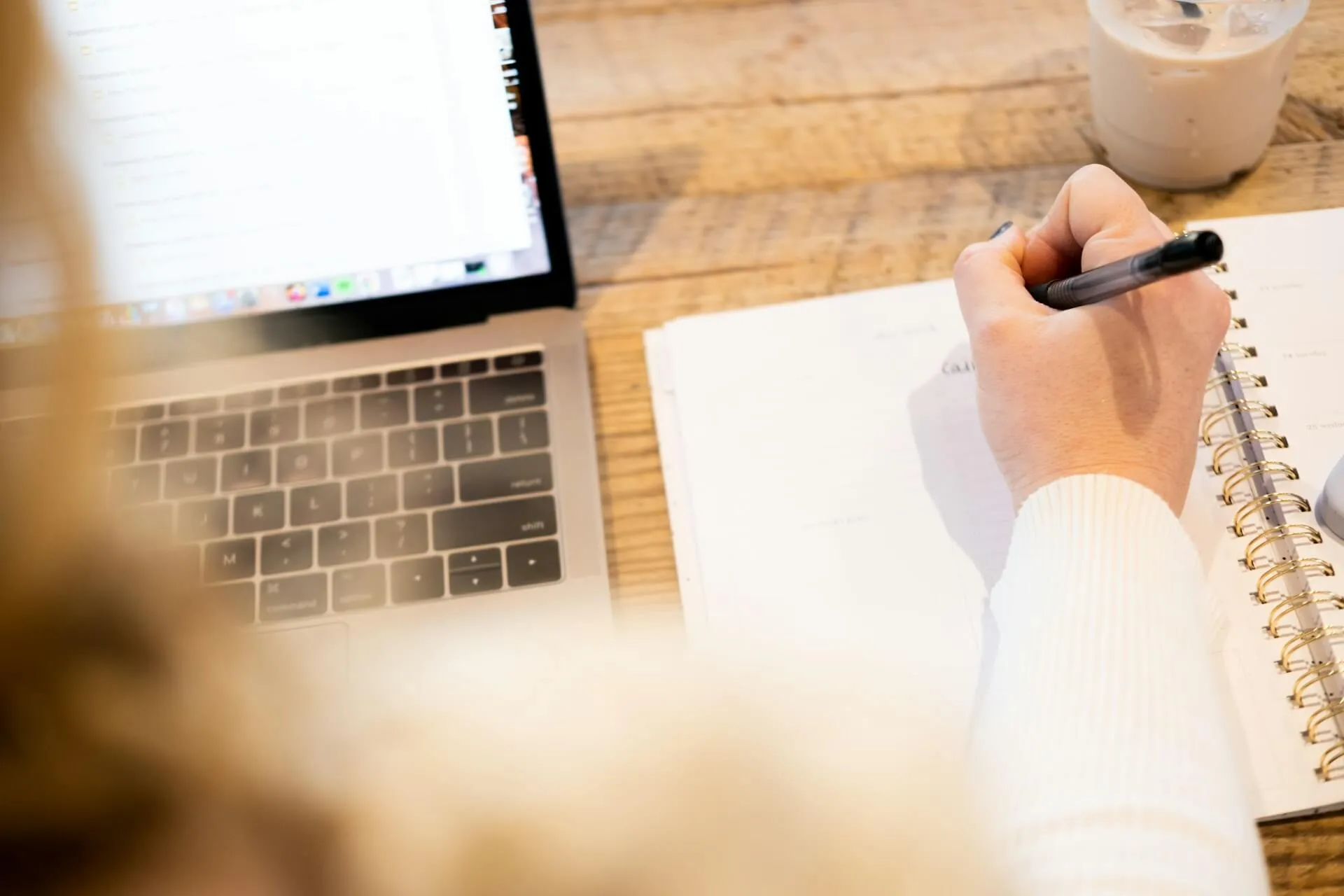 Cover image for What Actually Runs the Internet? A No-Stress Guide to Containers & Kubernetes